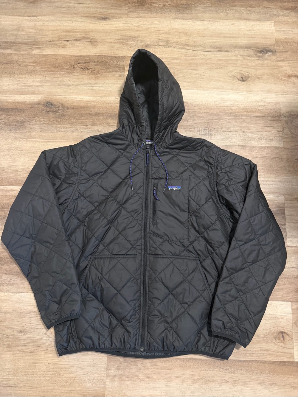 Patagonia Men's Diamond Quilted Bomber Hoody Jacket Black 2XL EUC
